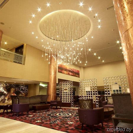 Swiss-Belhotel Амбон Екстериор снимка