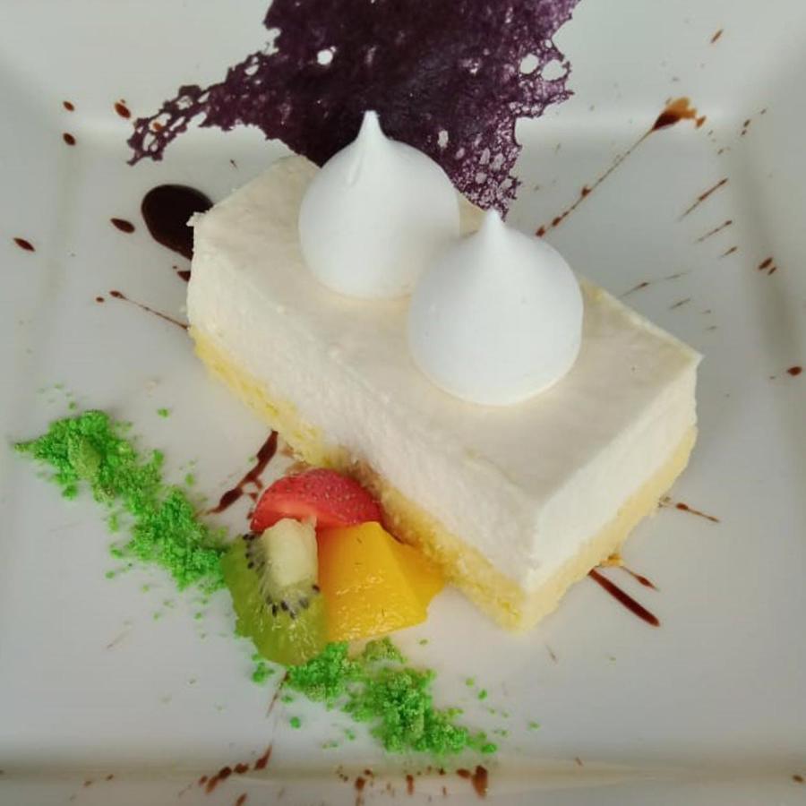 Swiss-Belhotel Амбон Екстериор снимка