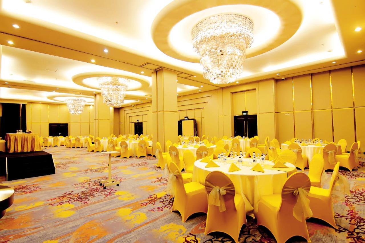 Swiss-Belhotel Амбон Екстериор снимка
