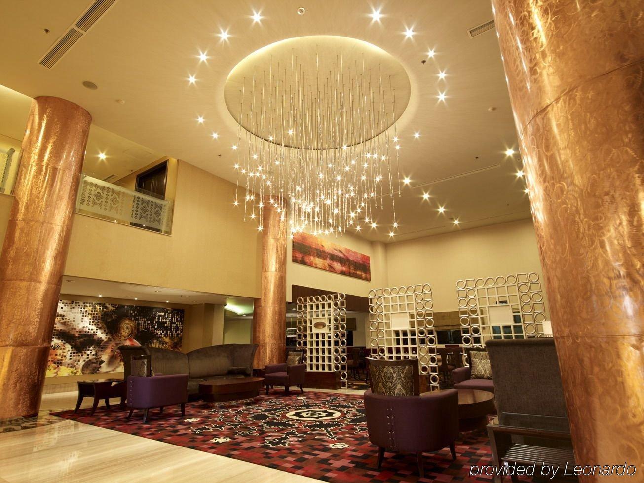 Swiss-Belhotel Амбон Екстериор снимка