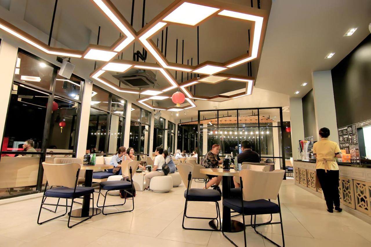 Swiss-Belhotel Амбон Екстериор снимка
